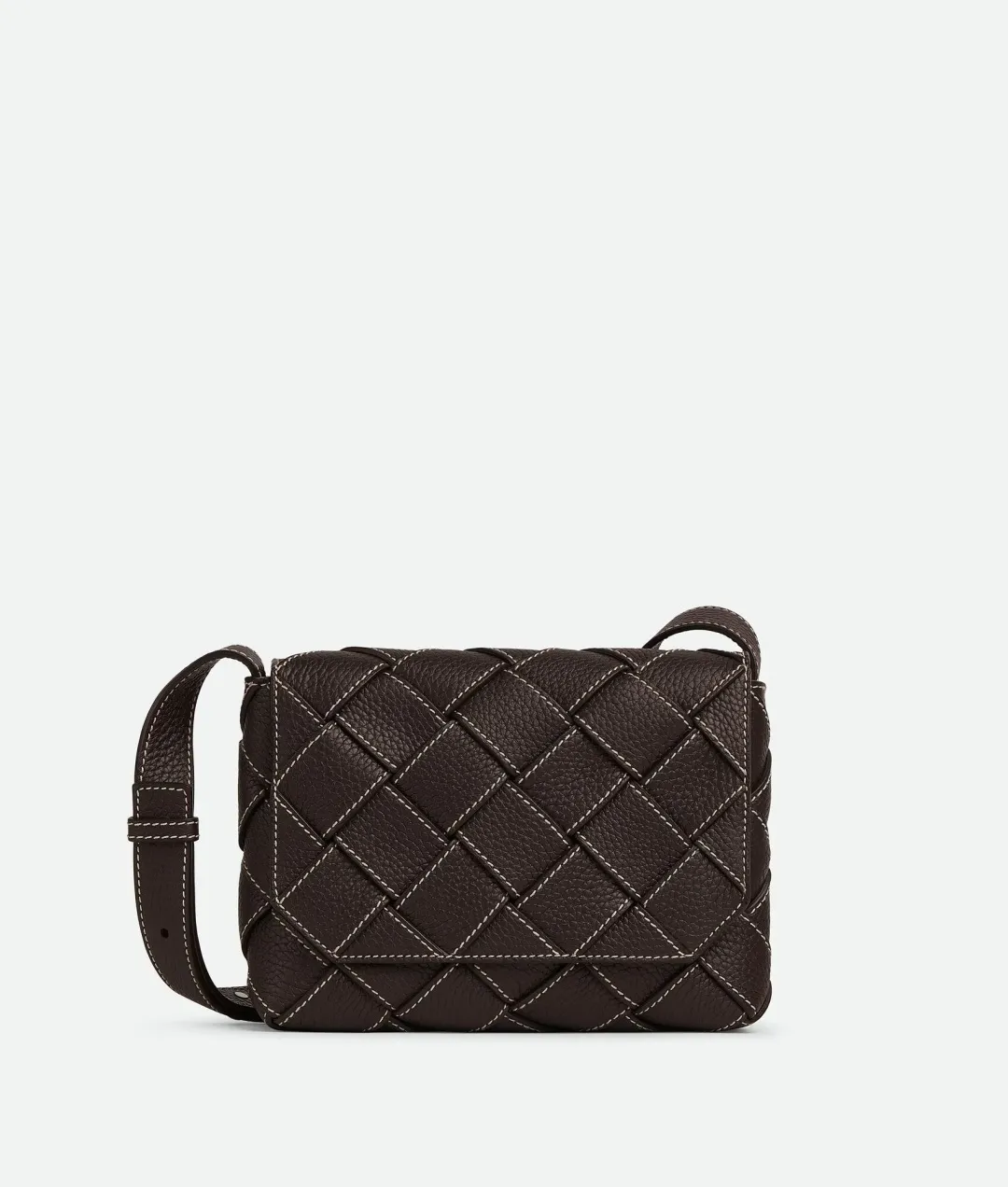 Batch 1860 official website pictures/upper body pictures~ 🔥Highlight the emphasis! This style is a special limited edition ~ The independent hand-stitching outlines the three-dimensional woven block shape, and the details are full of craftsmanship. It is not easy to miss when carrying it on the back, and it is niche and stylish✨